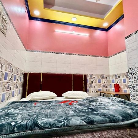 Hotel Jaipur Palace 뉴델리 외부 사진