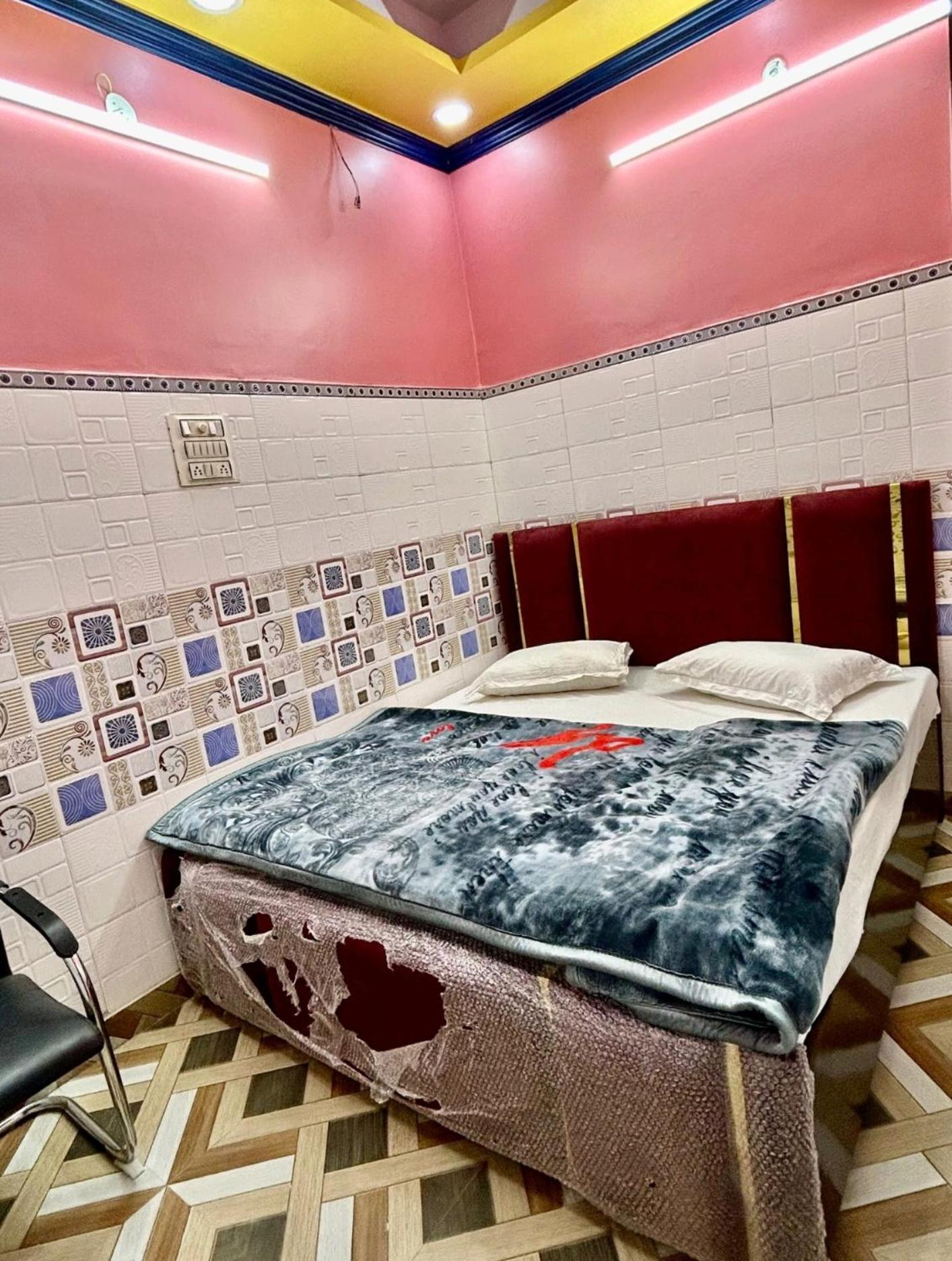 Hotel Jaipur Palace 뉴델리 외부 사진